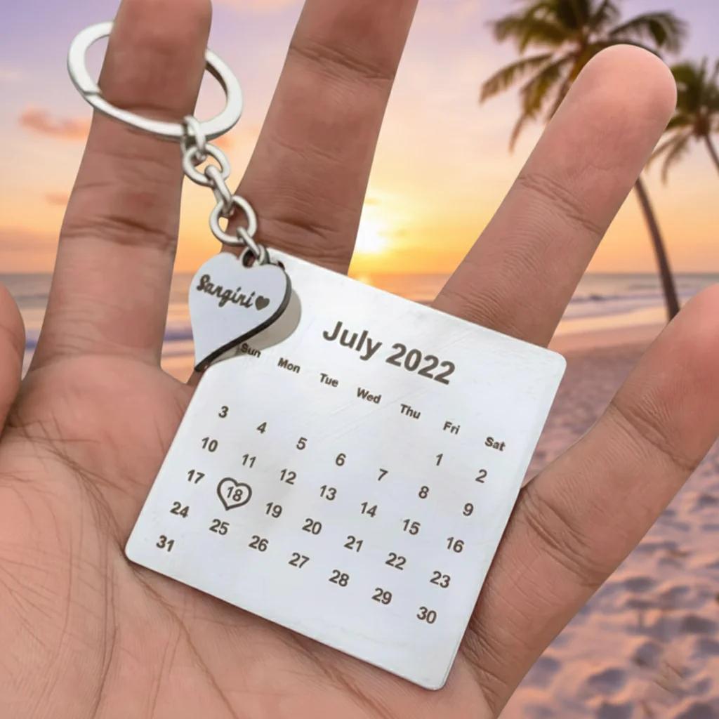 Custom Date Calendar Keychain – Personalized with Your Message