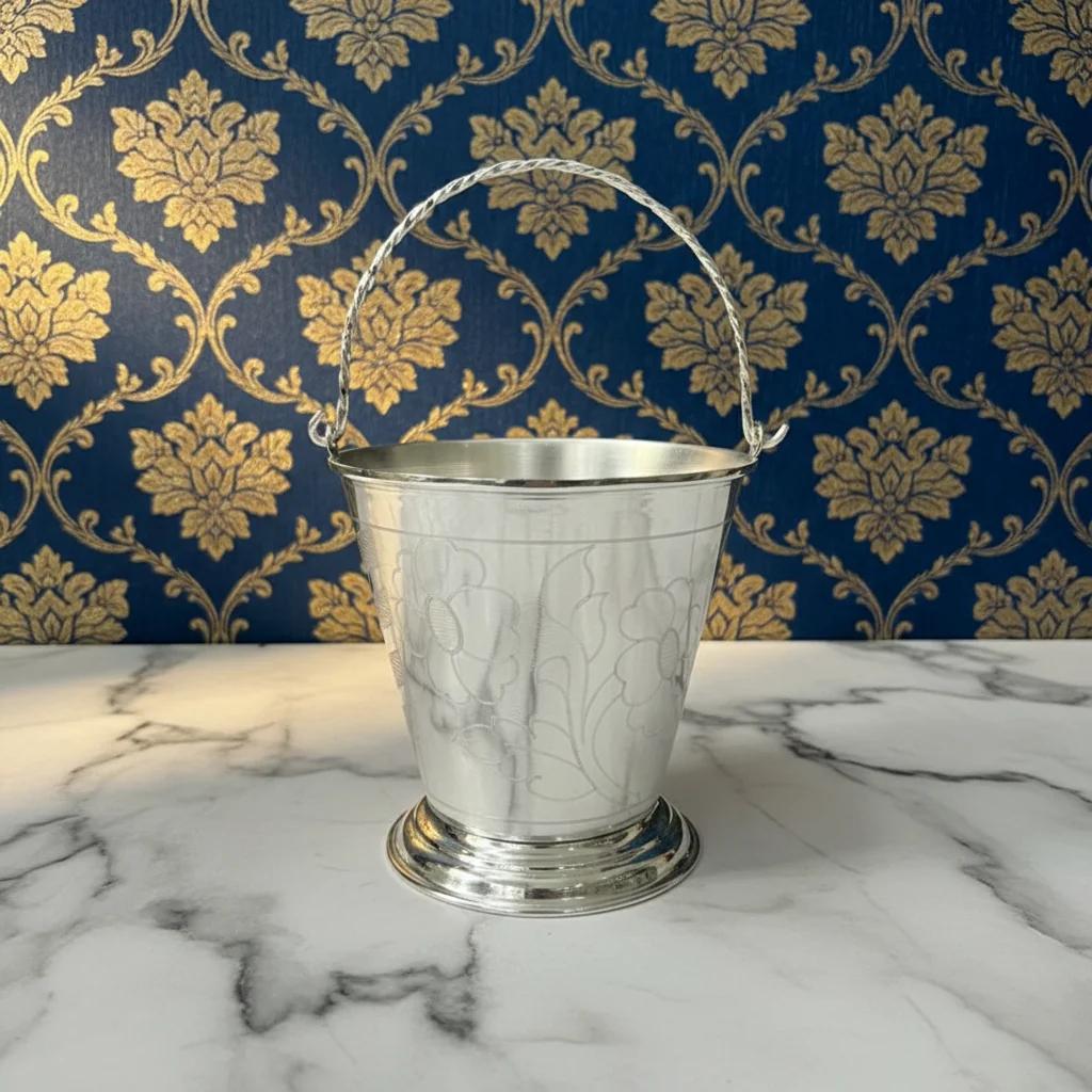 VPH Gift Store Traditional German Silver Coconut Water Bucket