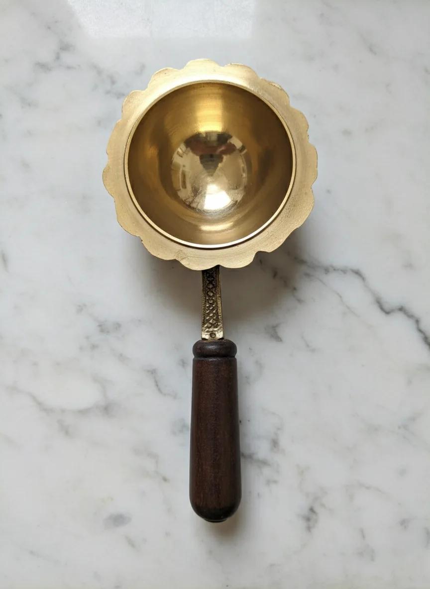 VPH Gift Store Elegant Dhoopa Harathi for Pooja Offerings & Festival Rituals