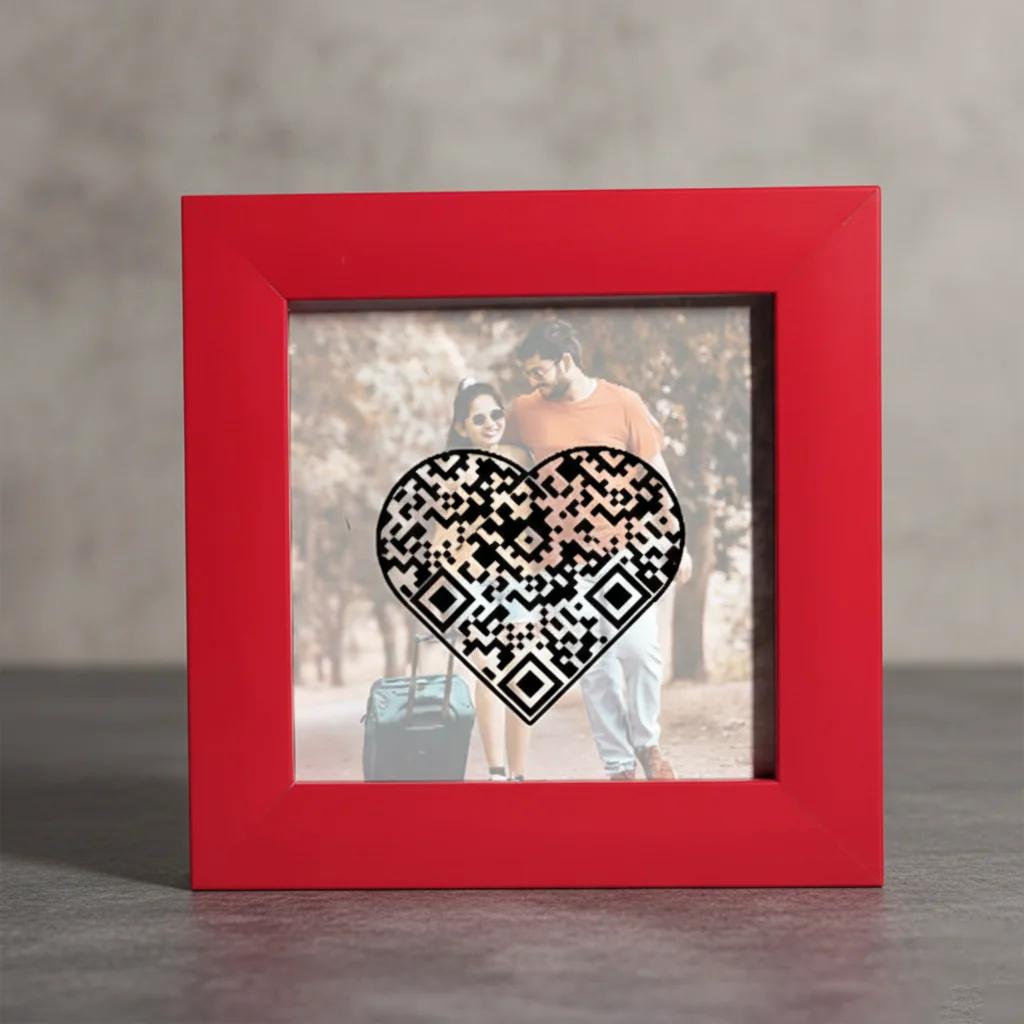 VPH Gift Store Tiny Red Frame with Custom Love QR Code Personalized Message