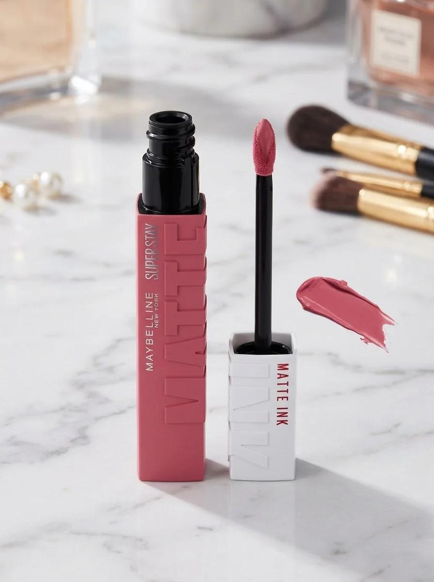 Maybelline New York Color Sensational Super Matte Lipstick, Lightweight Long‑Lasting Matte Finish Lip Colour