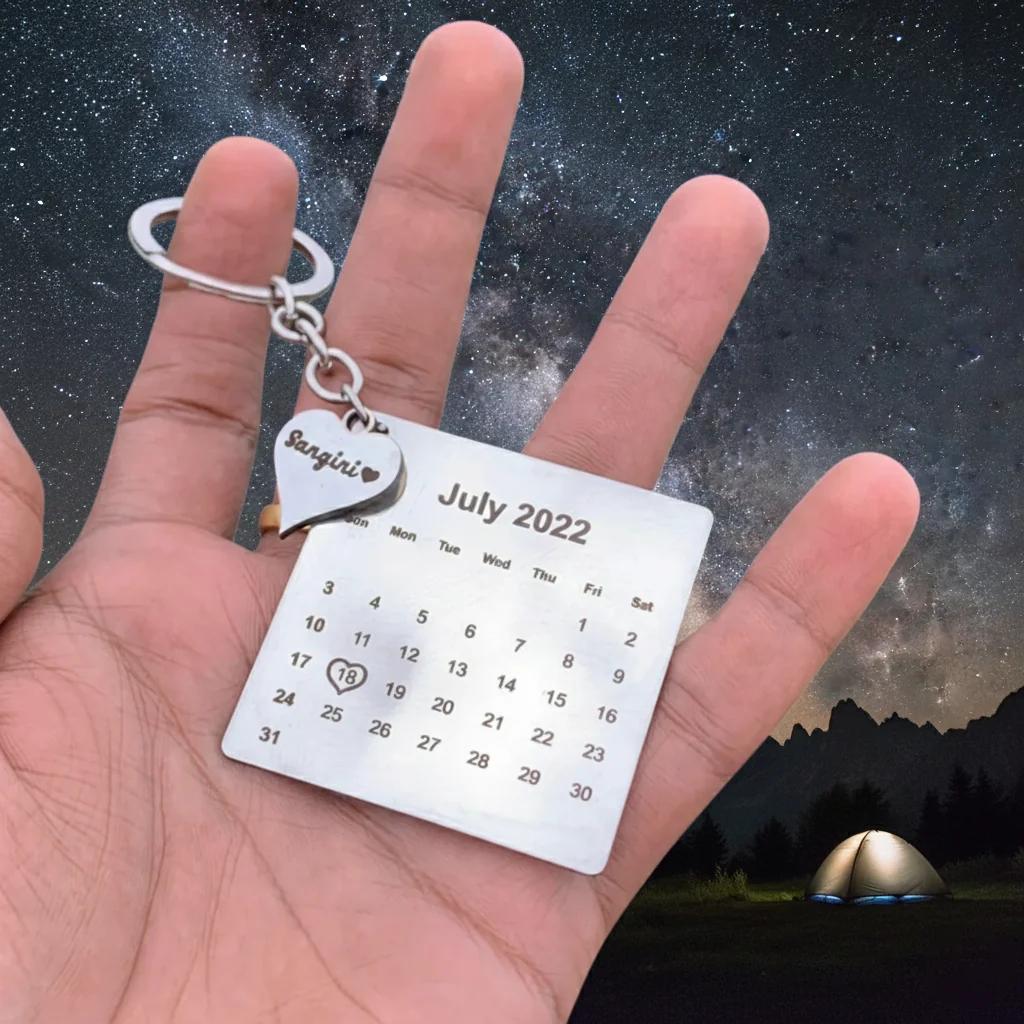 Custom Date Calendar Keychain – Personalized with Your Message