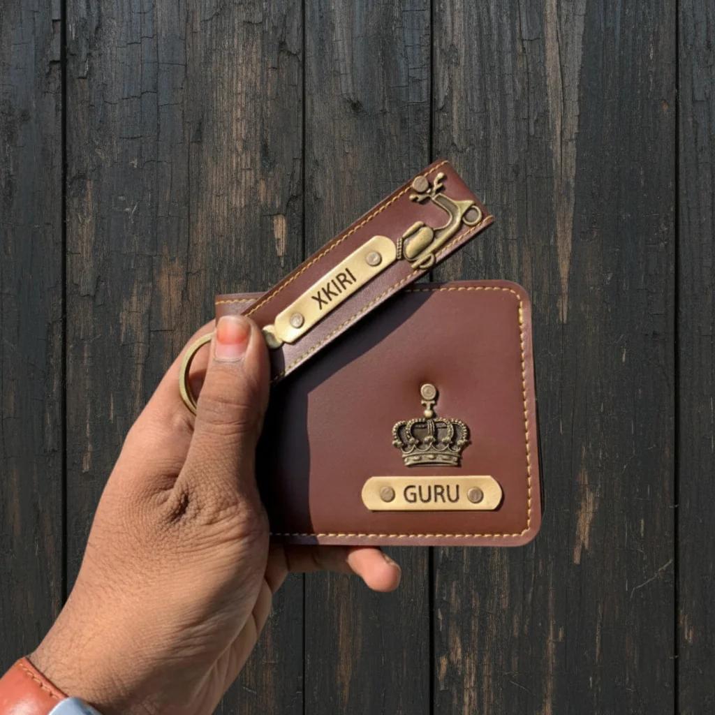 Personalized Men’s Leather Wallet – Custom Name Tag with Charm