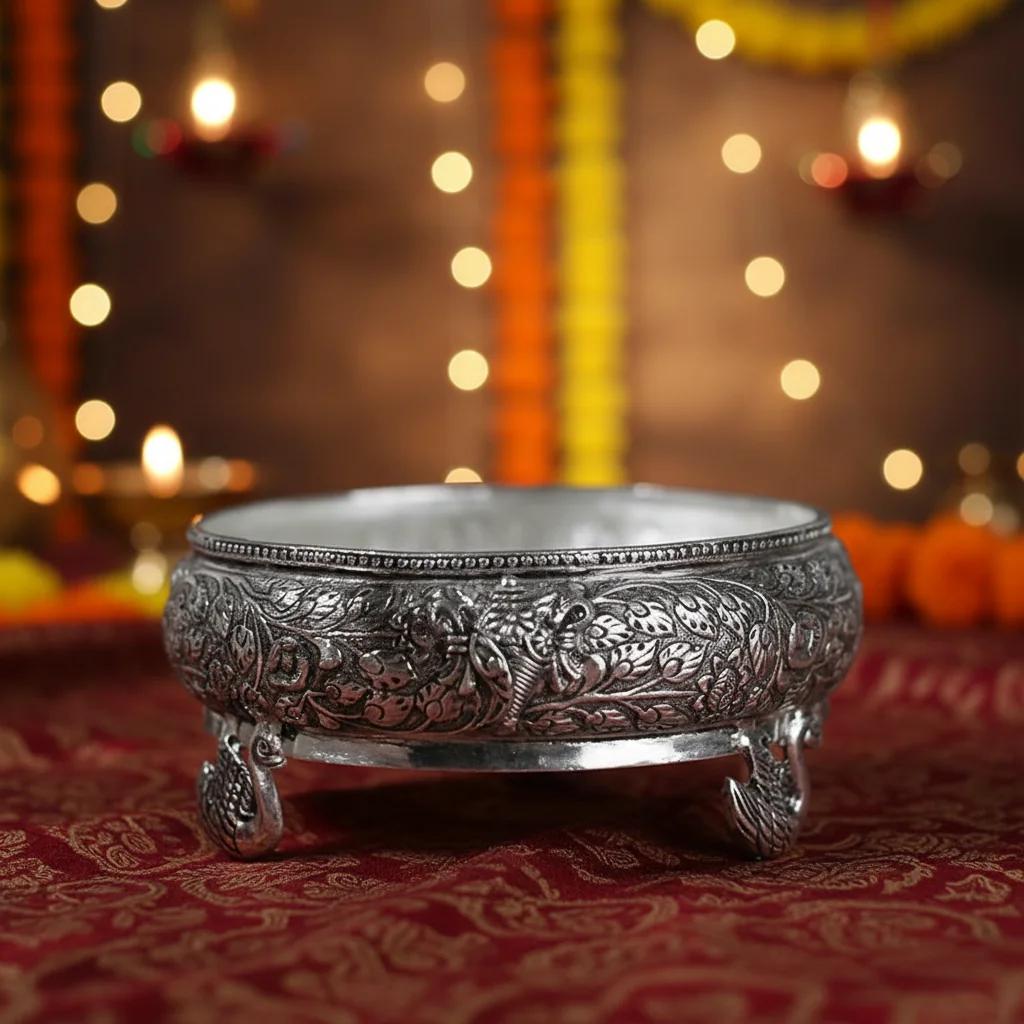 VPH Gift Store Shanku Chakra Plate in German Silver