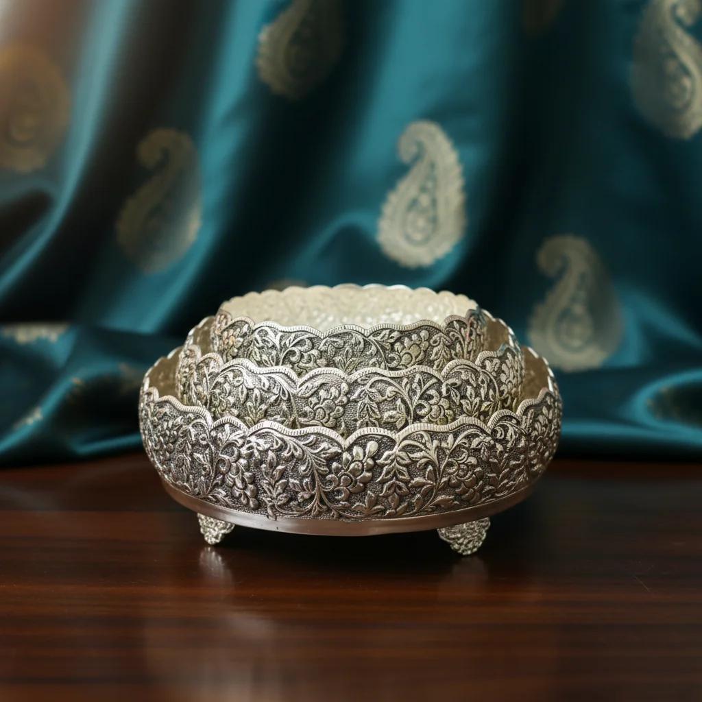 VPH Gift Store German Silver 12 Inch Antique Urli Plate Elegant Design for Home and Temple Rituals